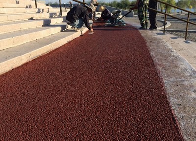 江西宜春重載彩色透水混凝土路面設計與生產實踐